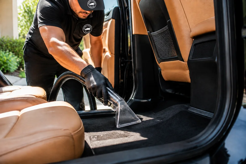 Carpet extraction during outdoor mobile detailing